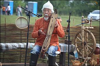 28 июля 2019 г., Сростки. Екатерина Смолихина   Летающая Гребенщикова и стихи из Голливуда: как закрывали фестиваль "Шукшинские дни на Алтае"