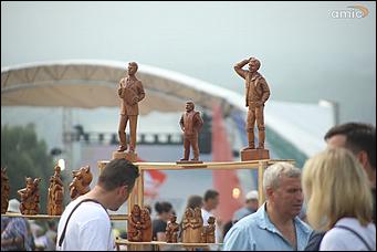 28 июля 2019 г., Сростки. Екатерина Смолихина   Летающая Гребенщикова и стихи из Голливуда: как закрывали фестиваль "Шукшинские дни на Алтае"