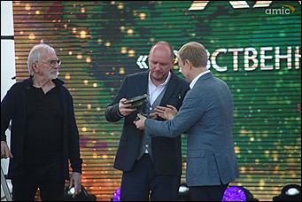 28 июля 2019 г., Сростки. Екатерина Смолихина   Летающая Гребенщикова и стихи из Голливуда: как закрывали фестиваль "Шукшинские дни на Алтае"