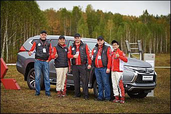 13 сентября 2017 г., Барнаул   Тест-драйв Mitsubishi Pajero Sport с легендарным гонщиком прошел в Барнауле