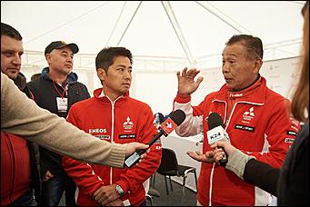 13 сентября 2017 г., Барнаул   Тест-драйв Mitsubishi Pajero Sport с легендарным гонщиком прошел в Барнауле