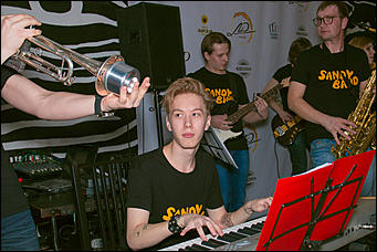 13 февраль 2016 г., Барнаул © Амител Вячеслав Мельников   Сырная карта попавшая в книгу Гинесса. Репортаж с места событий