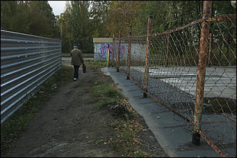 6 октября 2017 г., Барнаул. Екатерина Смолихина   Там, где кончается сказка: темная сторона парка Индустриального района