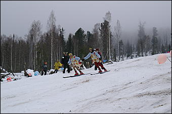 11 февраля 2006 г., Телецкое озеро, гора Кокуя   Горнолыжный карнавал "Новый снег". 
