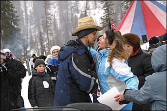 11 февраля 2006 г., Телецкое озеро, гора Кокуя   Горнолыжный карнавал "Новый снег". 