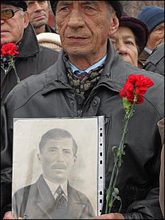 4 ноября 2010 г., Барнаул   "Прощание. Жертвам политических репрессий посвящается"