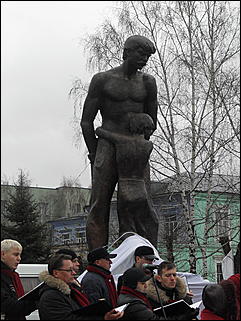 4 ноября 2010 г., Барнаул   "Прощание. Жертвам политических репрессий посвящается"