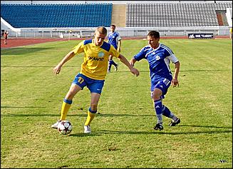 2 сентября 2009 г., Комсомольск-на-Амуре   «Смена» - «Динамо» - 0:0, чемпионат России по футболу, 2-й дивизион, зона «Восток». Фото: Валерий Парханюк (ФК «Смена»)