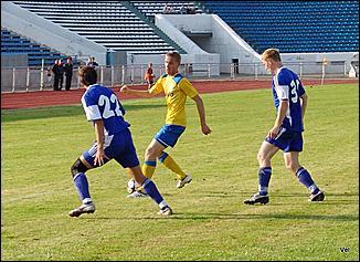 2 сентября 2009 г., Комсомольск-на-Амуре   «Смена» - «Динамо» - 0:0, чемпионат России по футболу, 2-й дивизион, зона «Восток». Фото: Валерий Парханюк (ФК «Смена»)