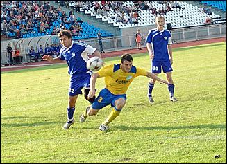 2 сентября 2009 г., Комсомольск-на-Амуре   «Смена» - «Динамо» - 0:0, чемпионат России по футболу, 2-й дивизион, зона «Восток». Фото: Валерий Парханюк (ФК «Смена»)