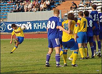 2 сентября 2009 г., Комсомольск-на-Амуре   «Смена» - «Динамо» - 0:0, чемпионат России по футболу, 2-й дивизион, зона «Восток». Фото: Валерий Парханюк (ФК «Смена»)
