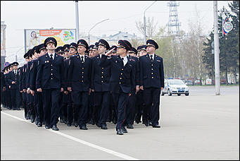 25 апрель 2016 г., Барнаул   В Барнауле состоялся строевой смотр сотрудников полиции