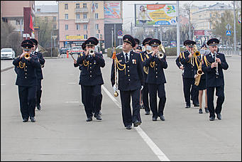 25 апрель 2016 г., Барнаул   В Барнауле состоялся строевой смотр сотрудников полиции