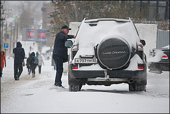 25 октябрь 2016 г., Барнаул  © Амител Вячеслав Мельников   Метель в октябре: фоторепортаж с улиц Барнаула  