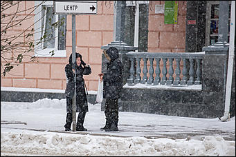 25 октябрь 2016 г., Барнаул  © Амител Вячеслав Мельников   Метель в октябре: фоторепортаж с улиц Барнаула  