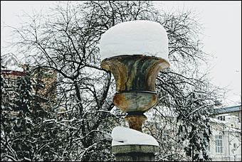 26 декабря 2019 г., Барнаул. Екатерина Смолихина   Штурмуем сугробы. Как Барнаул завалило рекордным количеством снега