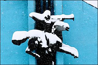 26 декабря 2019 г., Барнаул. Екатерина Смолихина   Штурмуем сугробы. Как Барнаул завалило рекордным количеством снега