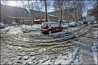 16 апреля 2019 г., Барнаул. Екатерина Смолихина   Зима вернулась: фотографии заснеженного Барнаула под апрельским солнцем