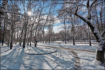 16 апреля 2019 г., Барнаул. Екатерина Смолихина   Зима вернулась: фотографии заснеженного Барнаула под апрельским солнцем