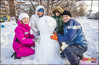 13 январь 2015 г., Барнаул   Фестиваль "102,9 снеговика от Юмор FM Барнаул"