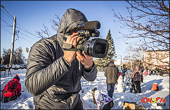 13 январь 2015 г., Барнаул   Фестиваль "102,9 снеговика от Юмор FM Барнаул"