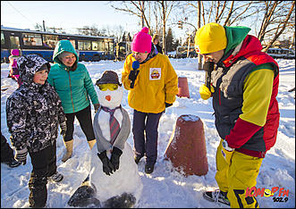 13 январь 2015 г., Барнаул   Фестиваль "102,9 снеговика от Юмор FM Барнаул"