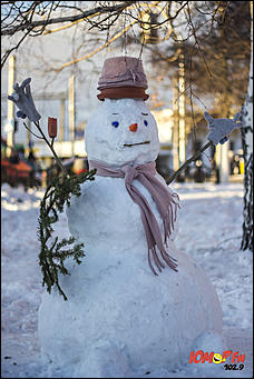 13 январь 2015 г., Барнаул   Фестиваль "102,9 снеговика от Юмор FM Барнаул"