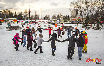 13 январь 2015 г., Барнаул   Фестиваль "102,9 снеговика от Юмор FM Барнаул"