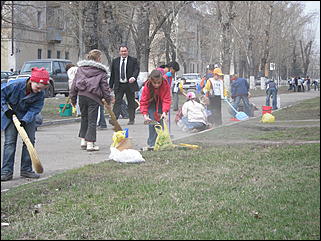24 апреля 2008 г. Барнаул   Общегородской субботник в Барнауле