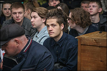 29 мая 2018 г., Барнаул. Екатерина Смолихина    "Горячая" "Спичка": как прошли резонансные публичные слушания в Барнауле