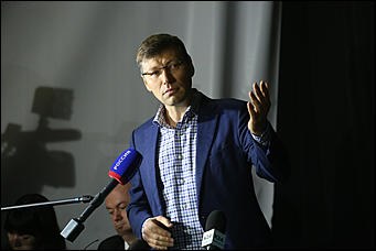 29 мая 2018 г., Барнаул. Екатерина Смолихина    "Горячая" "Спичка": как прошли резонансные публичные слушания в Барнауле