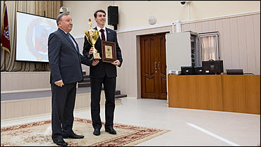 17 февраль 2016 г., Барнаул  © Амител Вячеслав Мельников   Губернатор вручил денежные награды лучшим тренерам и спортсменам края