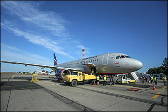 15 августа 2019 г., Барнаул   Фотографы в Барнауле устроили "охоту" на самолеты