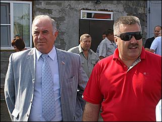 23 августа 2009 г., Барнаул   Открытие детского спортивно-игрового комплекса в Октябрьском районе Барнаула