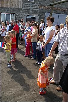 23 августа 2009 г., Барнаул   Открытие детского спортивно-игрового комплекса в Октябрьском районе Барнаула