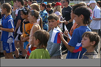 23 августа 2009 г., Барнаул   Открытие детского спортивно-игрового комплекса в Октябрьском районе Барнаула