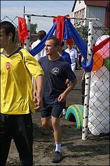 23 августа 2009 г., Барнаул   Открытие детского спортивно-игрового комплекса в Октябрьском районе Барнаула