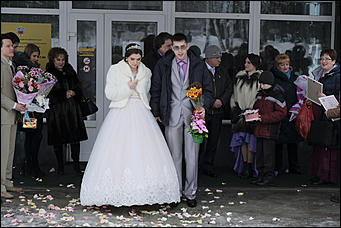 29 февраль 2020 г., Барнаул   "Главное, жить счастливо". Почему пары в Барнауле женятся 29 февраля