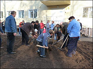 15 октября 2011 г., Барнаул   Общегородской субботник в Барнауле
