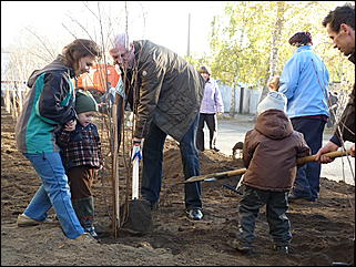 15 октября 2011 г., Барнаул   Общегородской субботник в Барнауле