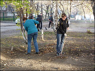 15 октября 2011 г., Барнаул   Общегородской субботник в Барнауле