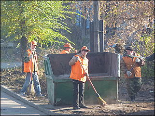 15 октября 2011 г., Барнаул   Общегородской субботник в Барнауле