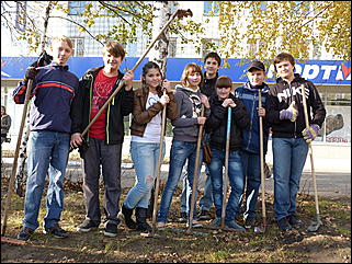 15 октября 2011 г., Барнаул   Общегородской субботник в Барнауле