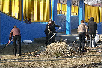 24 апреля 2010 г., Барнаул   Общегородской субботник в Барнауле