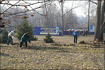 24 апреля 2010 г., Барнаул   Общегородской субботник в Барнауле