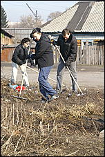 24 апреля 2010 г., Барнаул   Общегородской субботник в Барнауле
