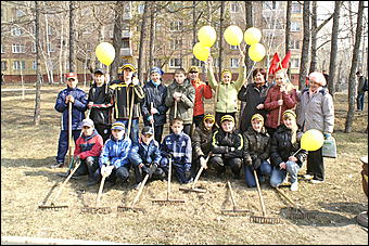 24 апреля 2010 г., Барнаул   Общегородской субботник в Барнауле