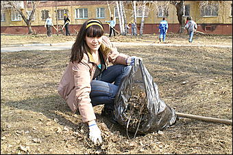 24 апреля 2010 г., Барнаул   Общегородской субботник в Барнауле