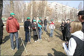 24 апреля 2010 г., Барнаул   Общегородской субботник в Барнауле