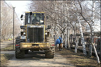 24 апреля 2010 г., Барнаул   Общегородской субботник в Барнауле